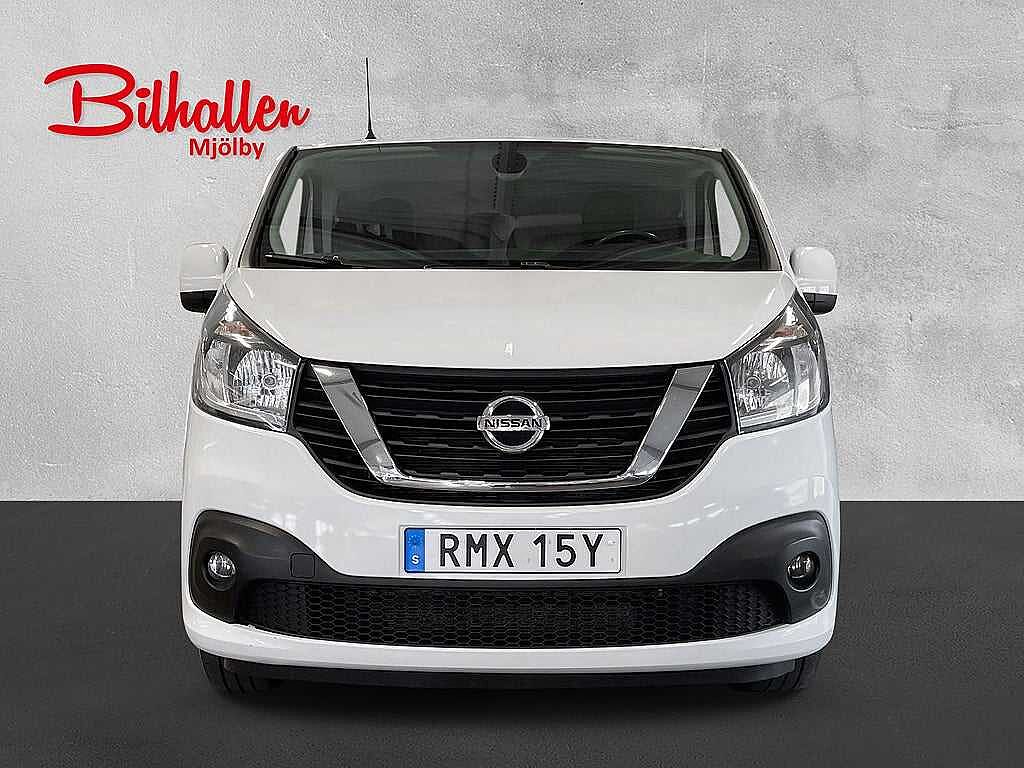 Nissan NV300