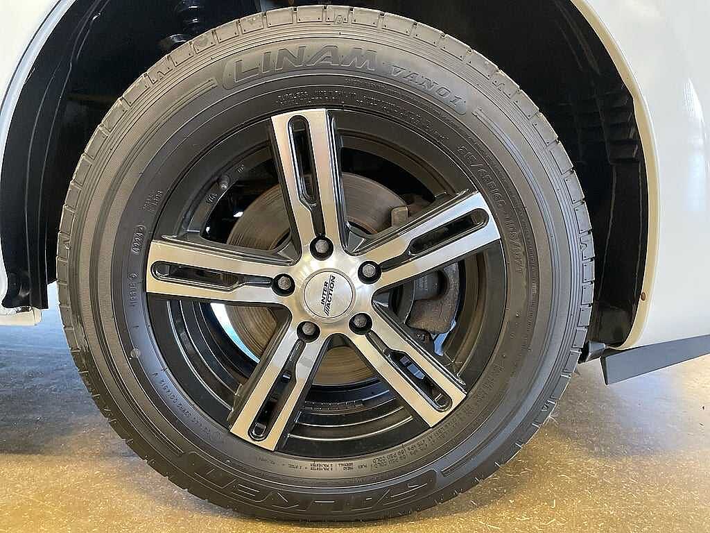 Nissan NV300