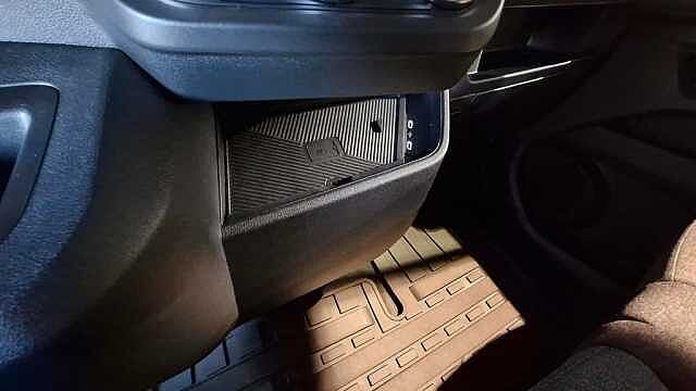 Nissan Interstar