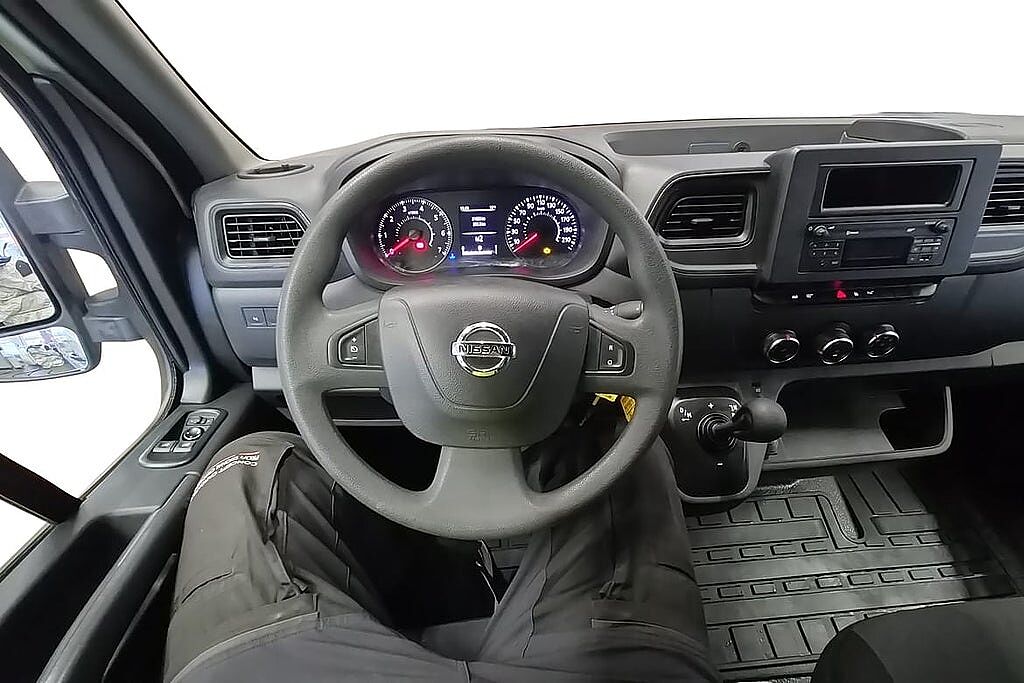 Nissan Interstar