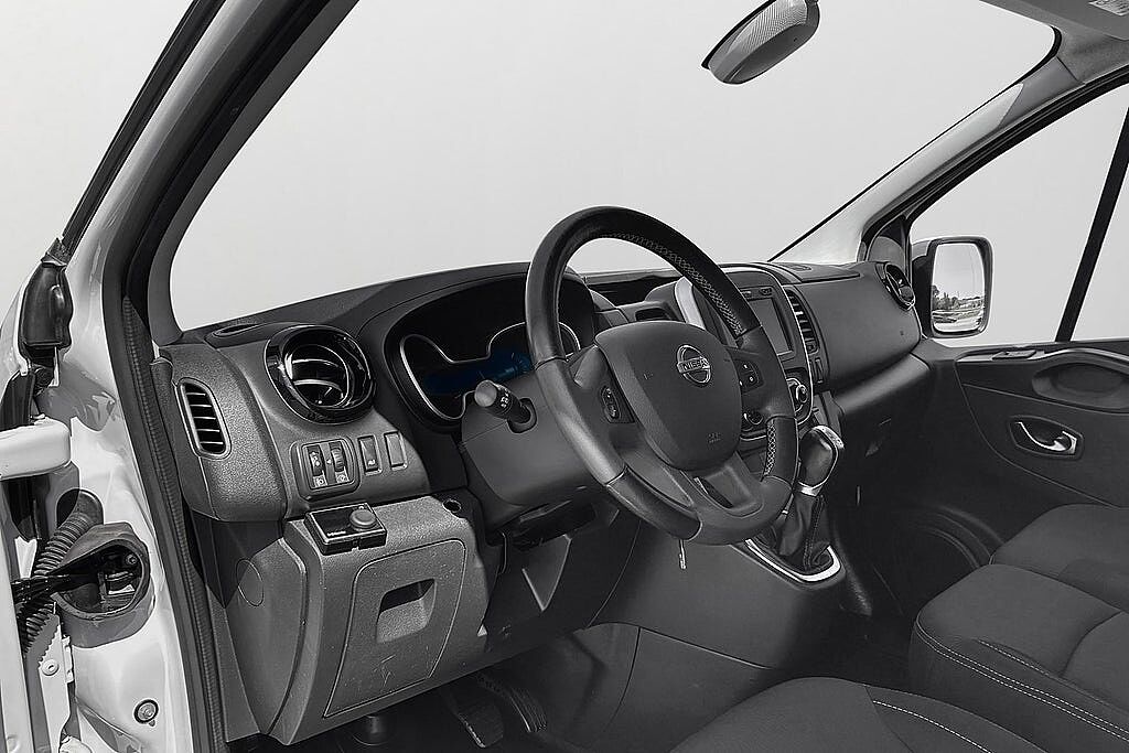 Nissan NV300