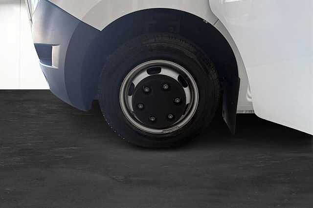 Nissan Interstar