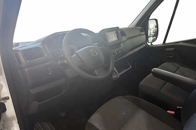Nissan Interstar