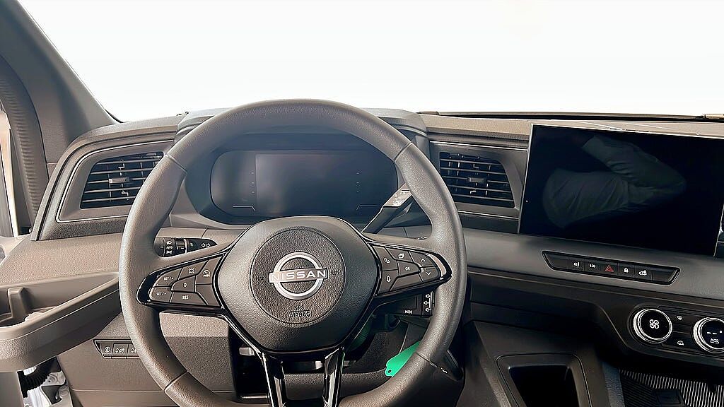 Nissan Interstar