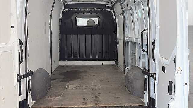 Nissan Interstar