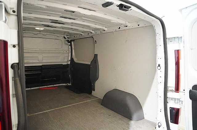 Nissan NV300