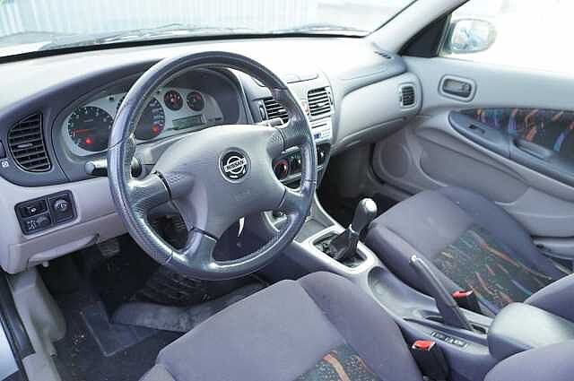 Nissan Almera