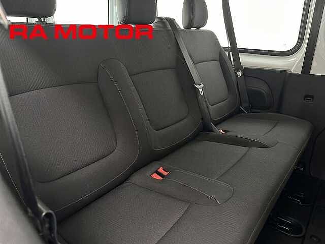 Nissan Primastar