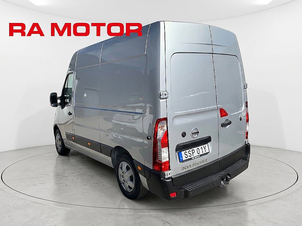 Nissan Interstar